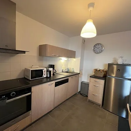 Appartement T3 à Avec Terrasse Et Parking Sécurisé - Fr-1-374-233 Arcachon