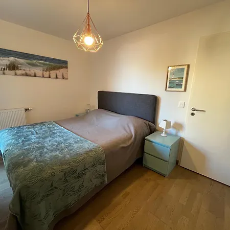 Appartement T3 à Avec Terrasse Et Parking Sécurisé - Fr-1-374-233 *