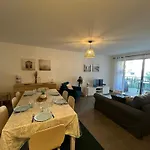 Lägenhet T3 A Avec Terrasse Et Parking Securise - Fr-1-374-233