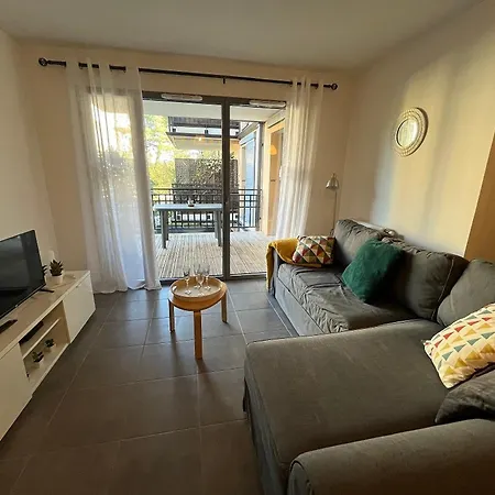 T3 à Avec Terrasse Et Parking Sécurisé - Fr-1-374-233 * Arcachon