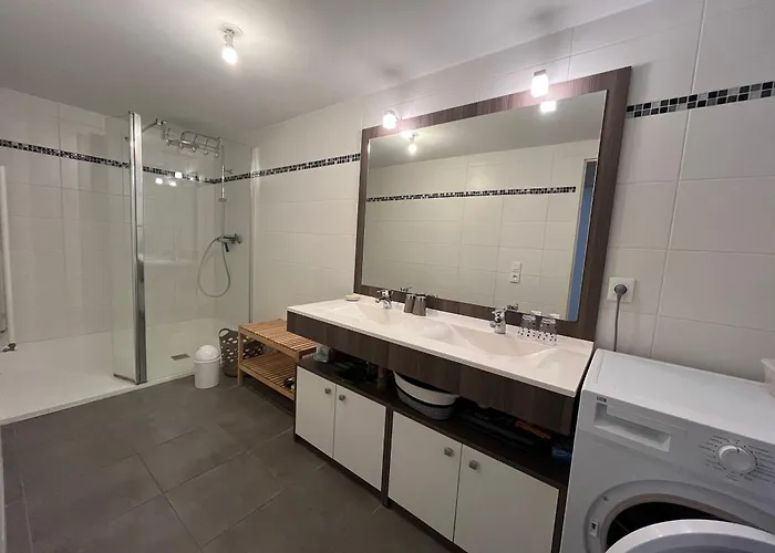 아파트 T3 A Avec Terrasse Et Parking Securise - Fr-1-374-233 *